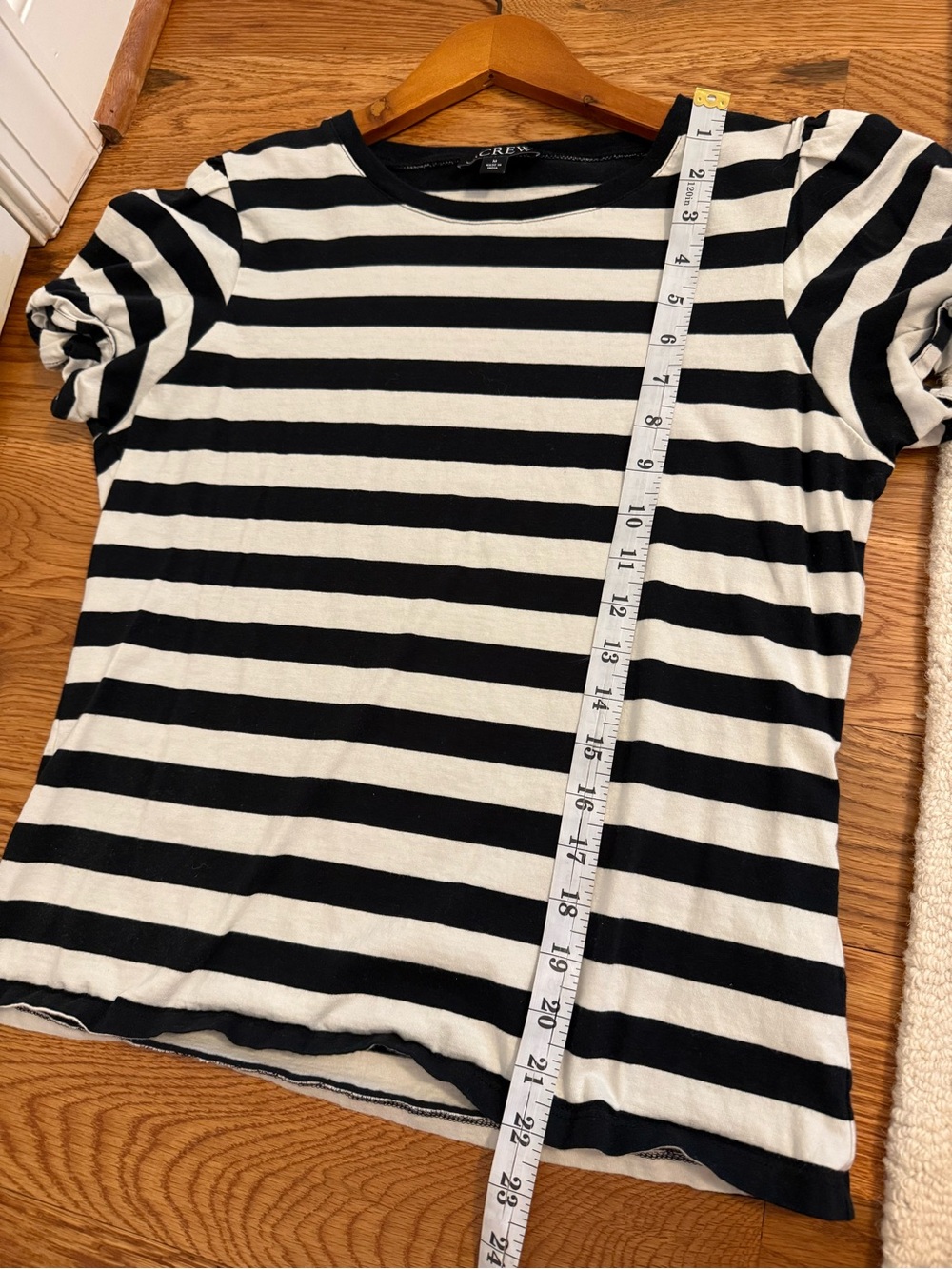 J.Crew Vintage jersey puff-sleeve T-shirt in stripe Size Medium - Picture 9 of 9